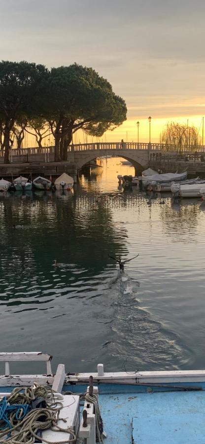 Antonella Gardalake 2 Desenzano del Garda Buitenkant foto